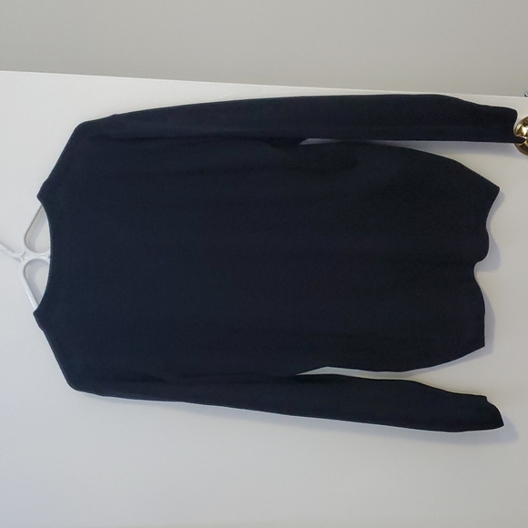 Women Wool Sweater - Picture 3 of 3